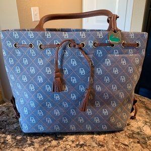 Dooney and Bourke purse